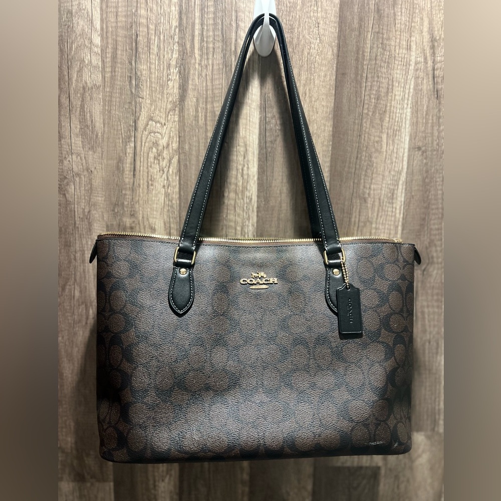 Coach Brown and Black Signature Tote Purse Bag Zip up - Picture 2 of 15